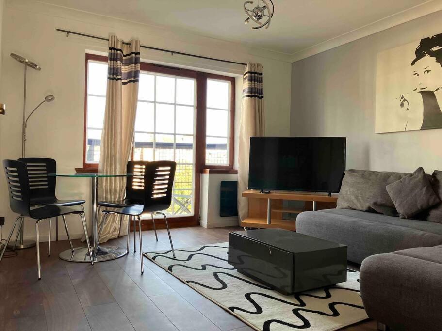 My Waterfront Apartment, Views Over Water Of Leith Edinburgh Exterior photo