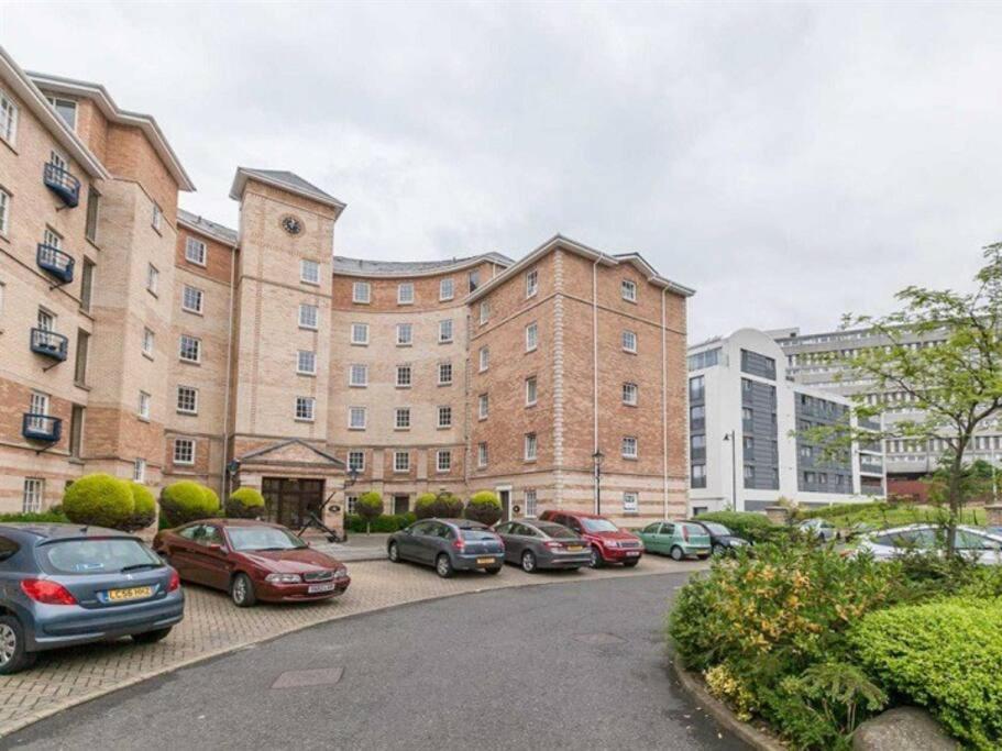 My Waterfront Apartment, Views Over Water Of Leith Edinburgh Exterior photo